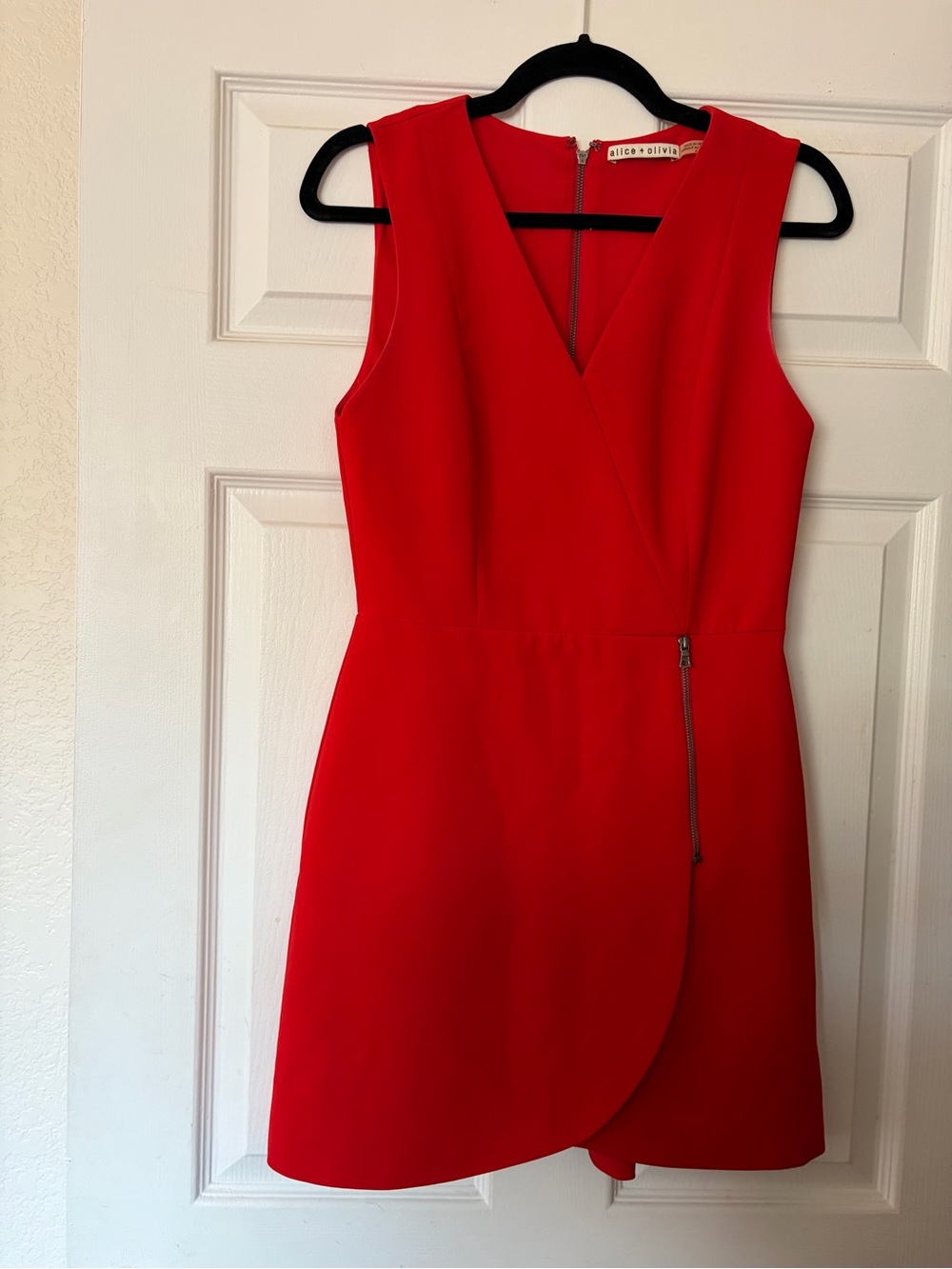 ALICE + OLIVIA Red Sleeveless Lennon Mini Dress - Picture 3 of 8